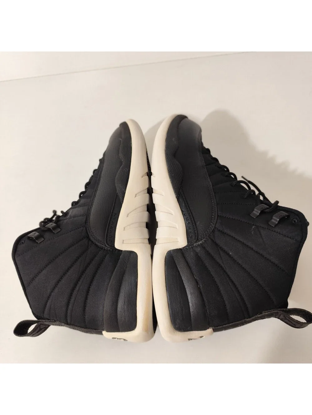 Air Jordan 12 Retro Nylon Neoprene Mens Size 12.5  (130690-004) Black White